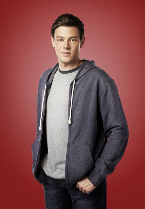 is finn gay glee